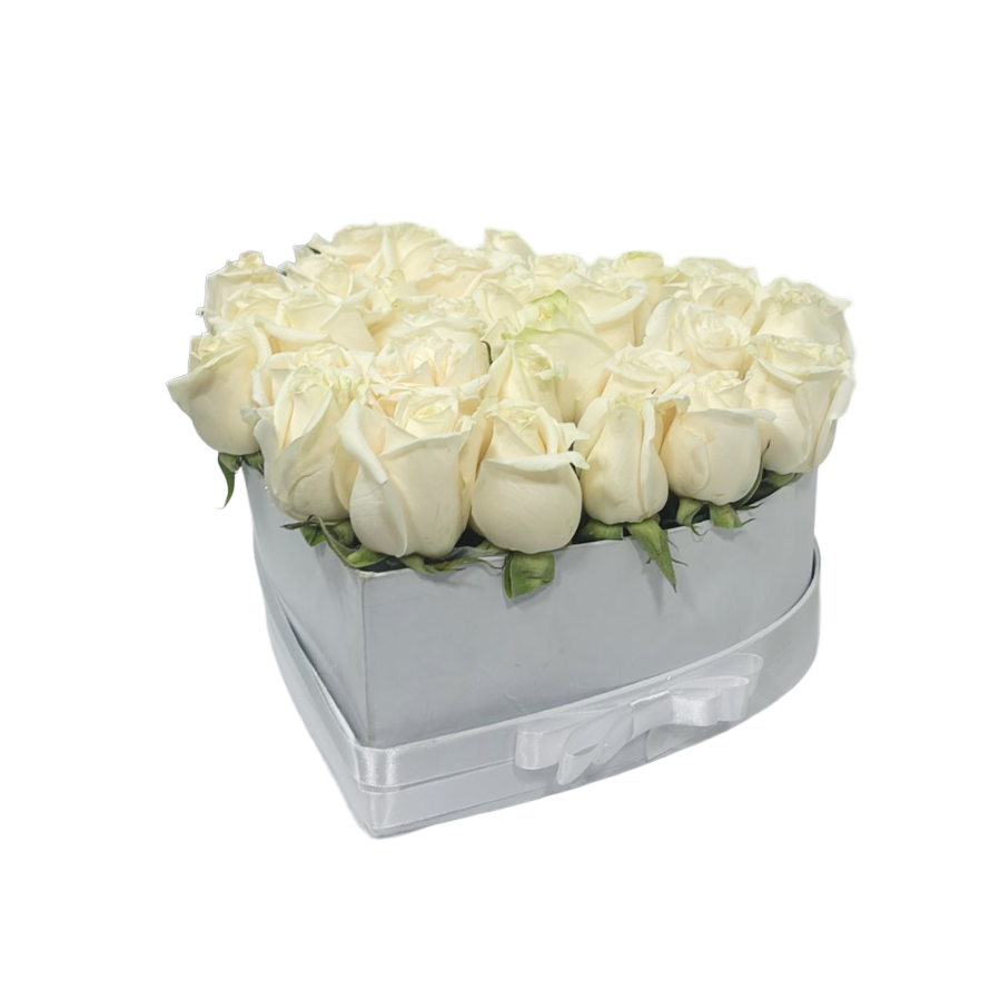 24 Rosas Blancas en Caja de Corazon Blanco