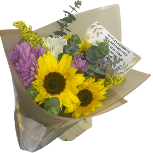 Ramo de Girasoles con Margaritas, Solidago y Eucalipto