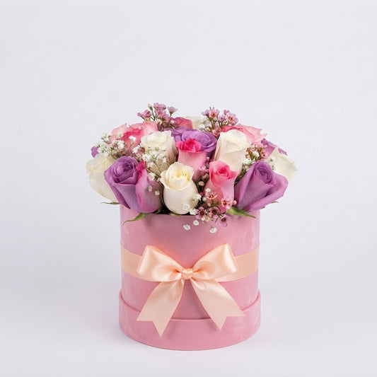 Caja Cilindrica de Rosas Pastel Hermosa para Cumpleaños