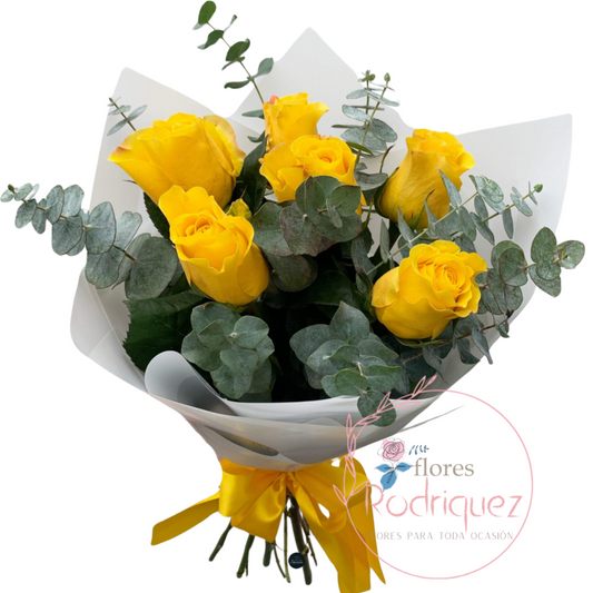 Ramo de Rosas Amarillas con Eucalipto Decoración y Moño